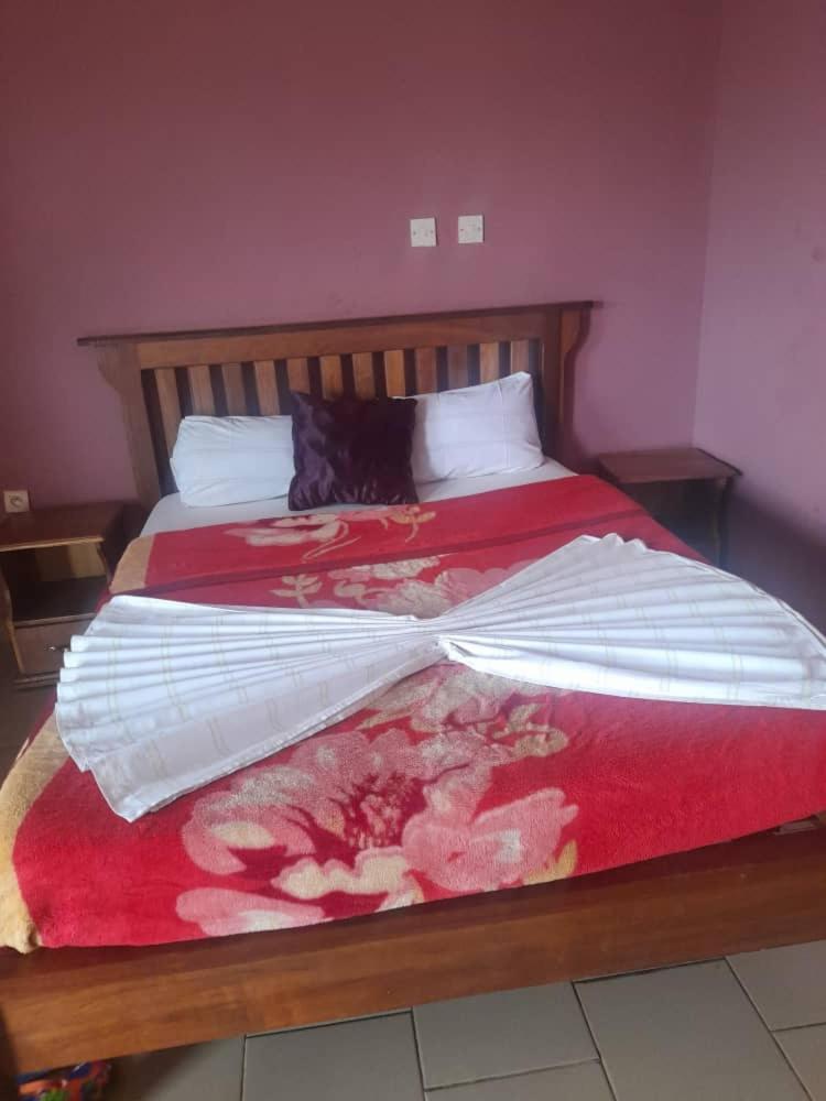 Britannia Hotel Cmr Yaoundé Εξωτερικό φωτογραφία